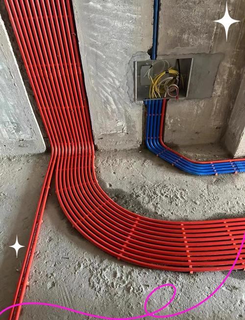 整装新房施工现场水电排线实拍
