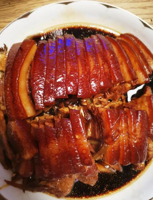 湖北南漳东巩农家特色蒸肉