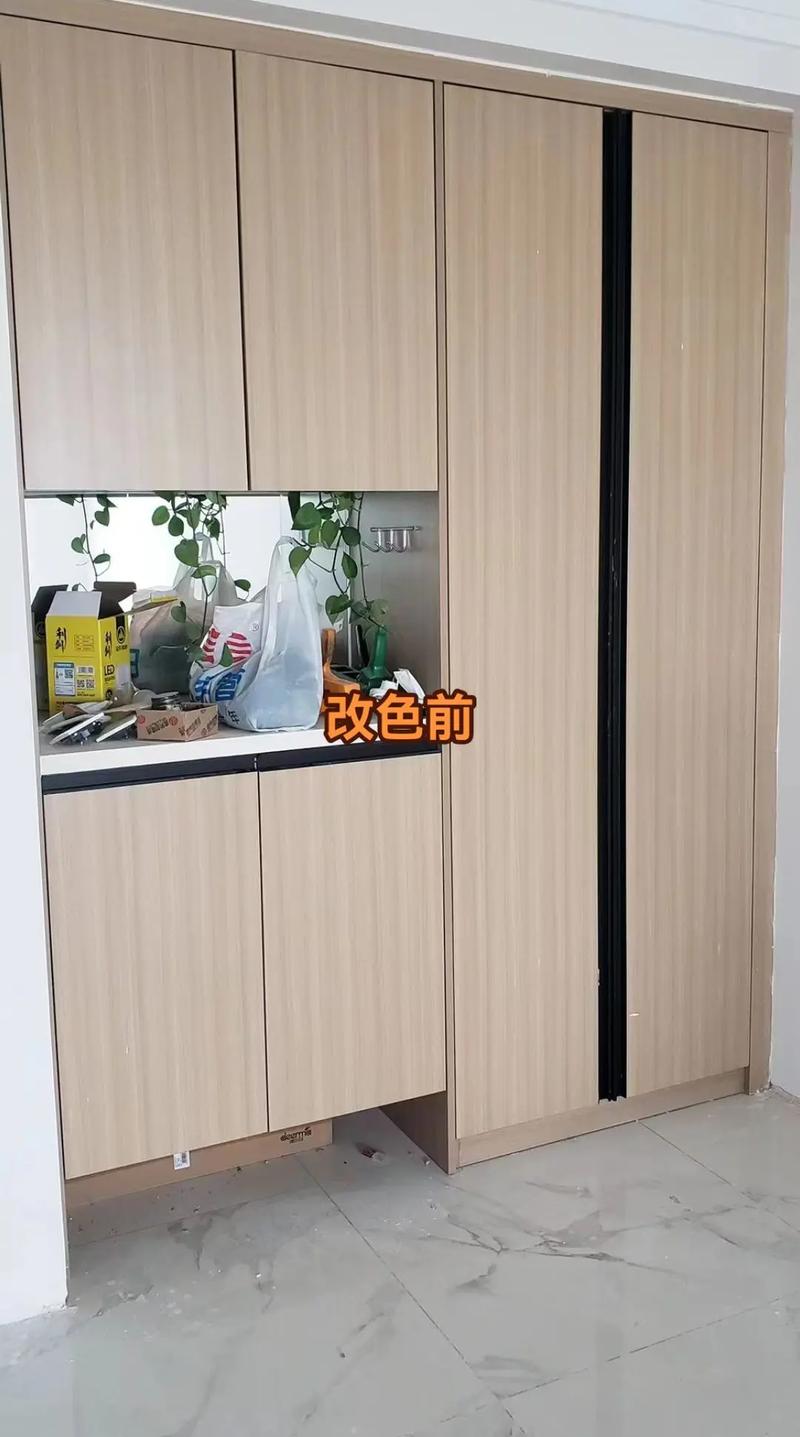 旧鞋柜翻新更换门板前后对比