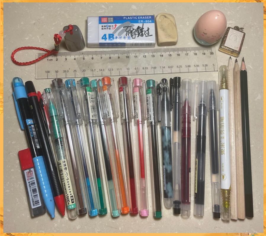 学生期末考前整理考试文具桌面图