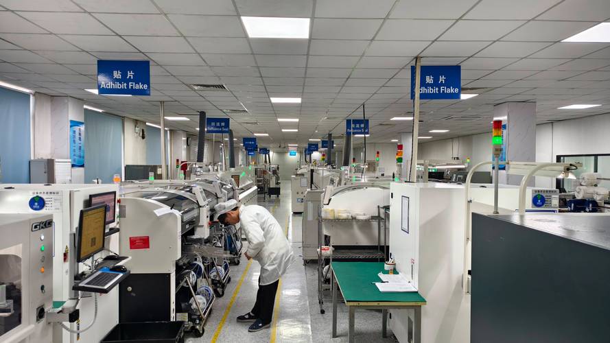 工业交换机生产线SMT贴片加工实拍