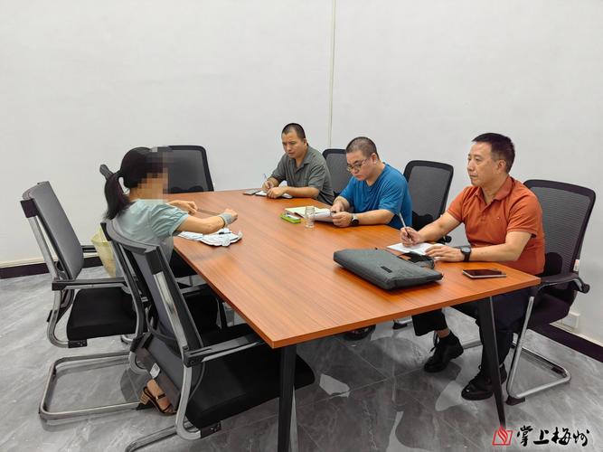 上海拆迁补偿纠纷律师咨询现场