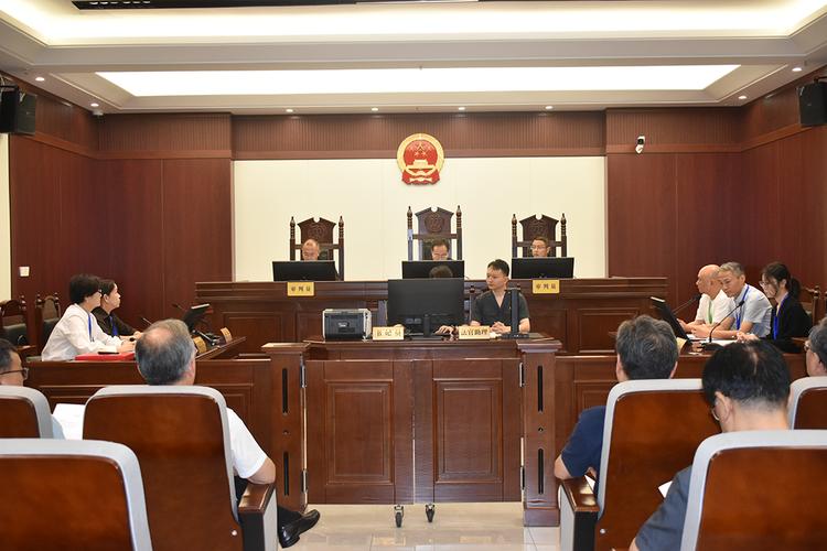 南京海事法院船舶优先权纠纷庭审现场