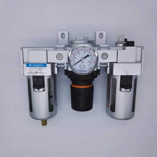 工厂气动三联件油雾器实物特写
