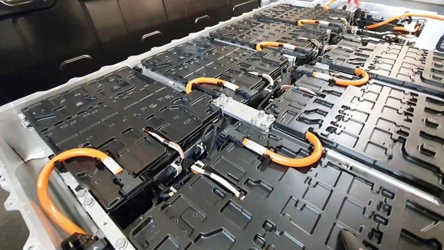 新能源汽车电池包工业胶粘剂粘接应用现场