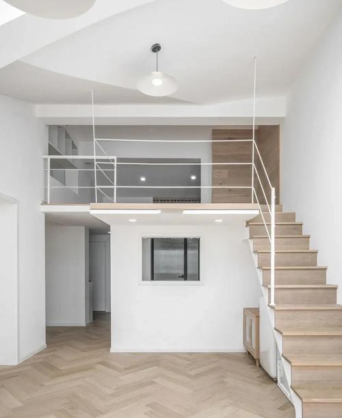 🏠 小户型利用:辅助色是空间魔术师