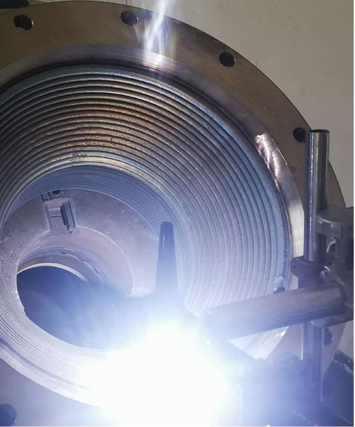 闸阀密封面等离子堆焊工艺特写