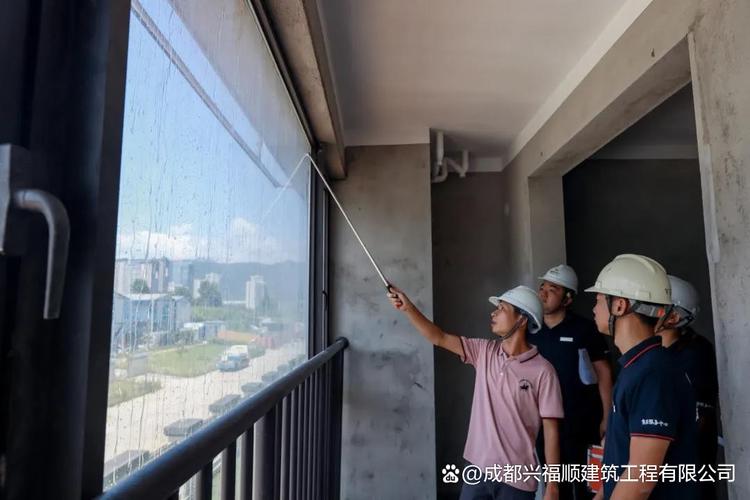 家装保温材料泼水测试现场实拍