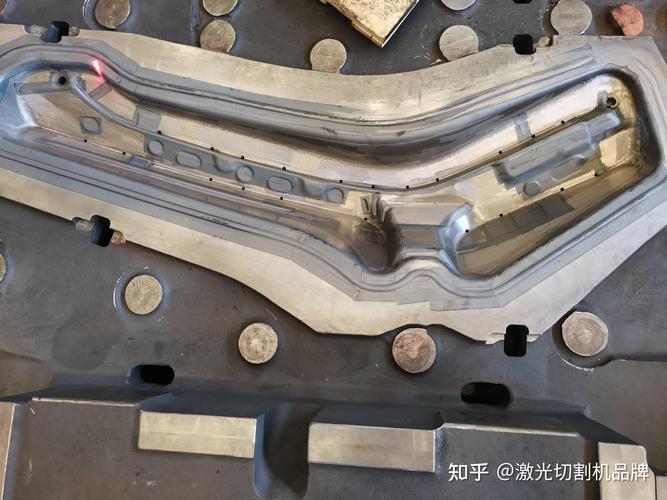 冲压模具激光淬火表面处理细节图