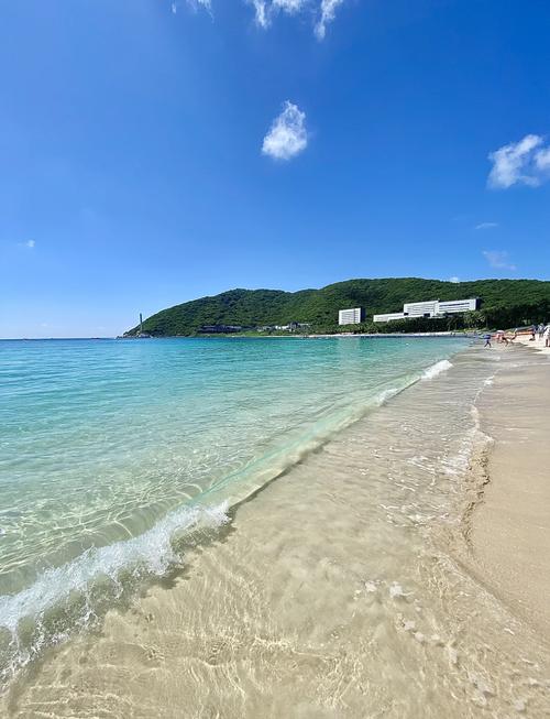 海南蜈支洲岛玻璃海近岸海岸线