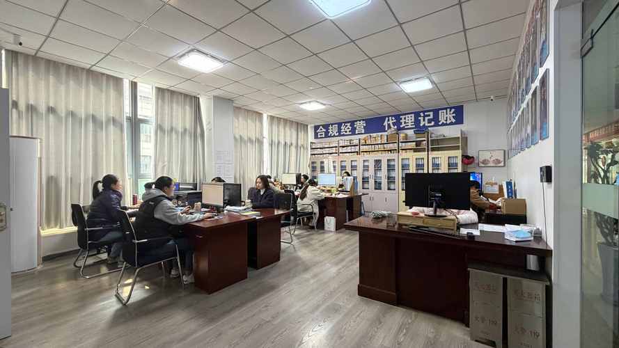 企业劳动用工合规文件整理实拍图