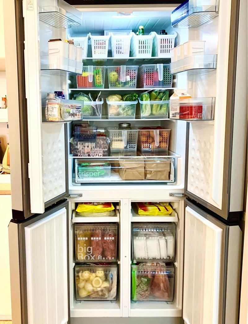 家用冰箱密封收纳草本干料实拍