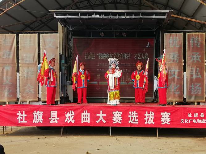政府搭台容易，唱戏难