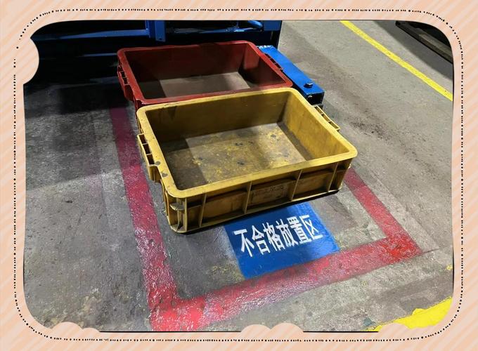 机械加工车间终检台不合格曲轴堆放区