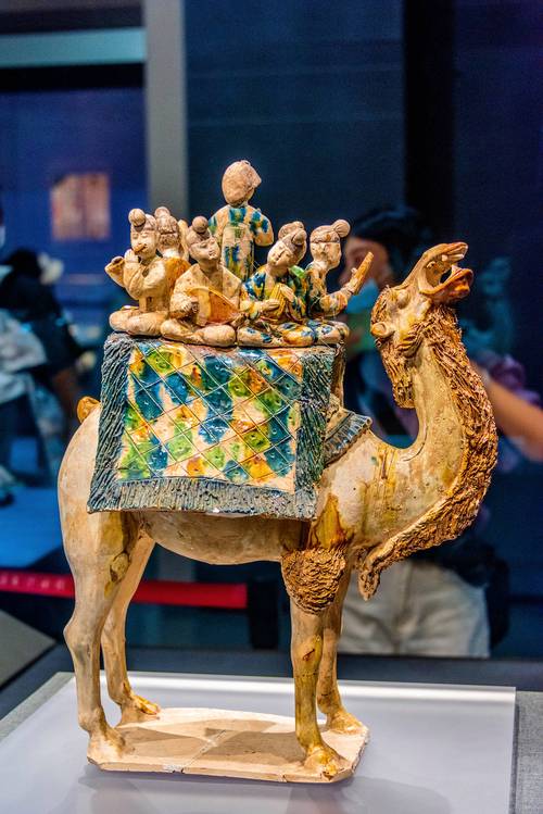 西夏博物馆展出的古代骆驼驼铃实物