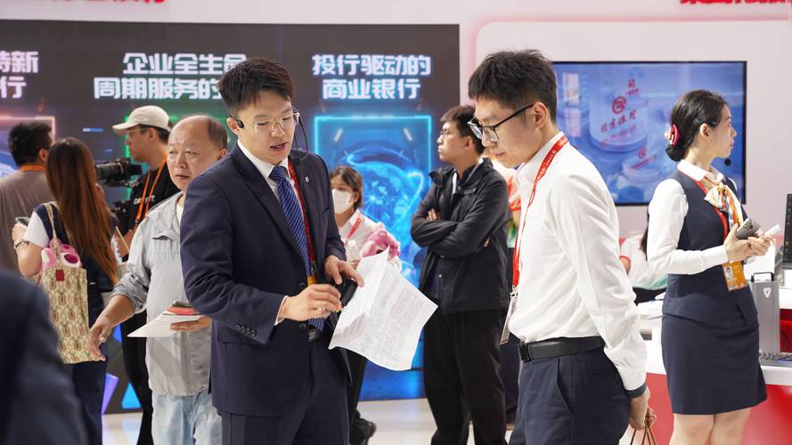 四、分行,是最后的姿态