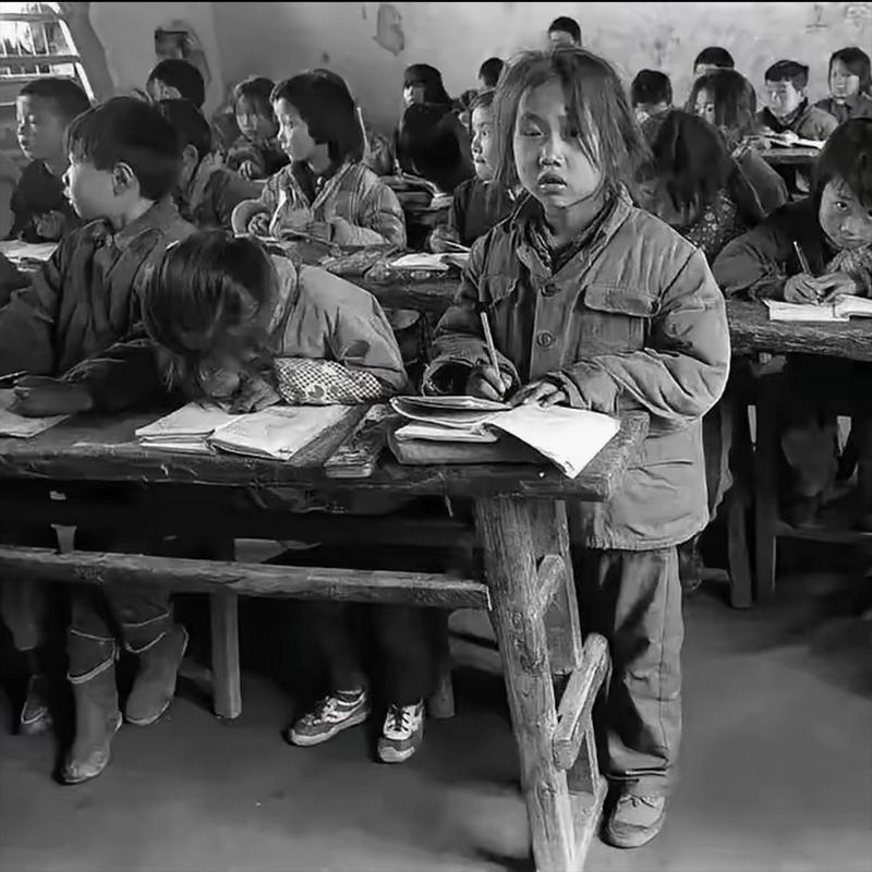 九十年代小学课堂早自习旧照片