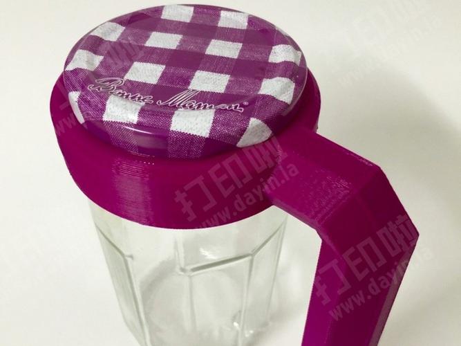 3D打印课程学生设计的马克杯防烫把手模型