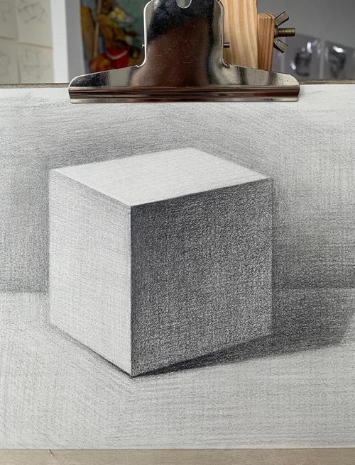 儿童在家庭客厅画素描石膏正方体场景