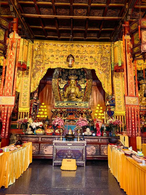 山西五台山显通寺古铜殿景观