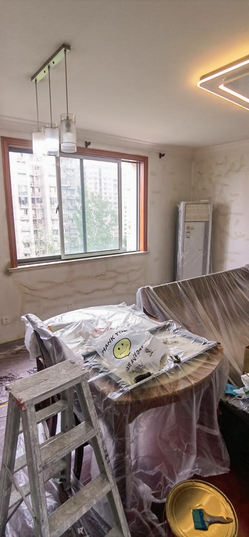 旧房局部翻新刷零售涂料完工现场