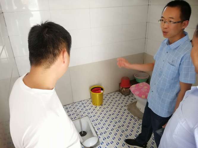 实地考察,连厕所都要去