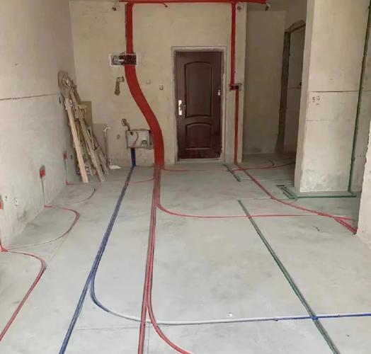 旧房翻新基础照明布线改造施工现场图