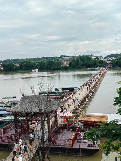 赣州古城墙与古浮桥