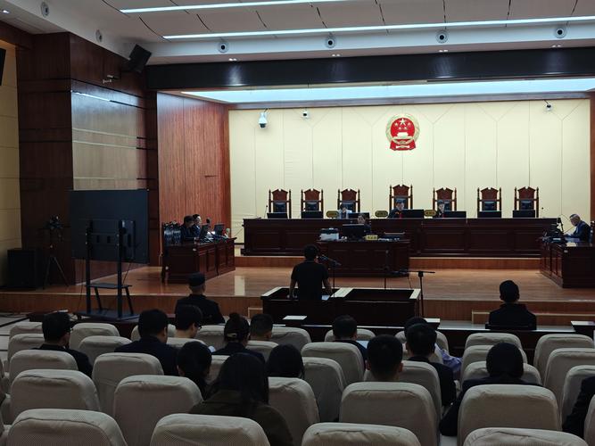 天津无罪辩护律师事务所案件研讨现场图