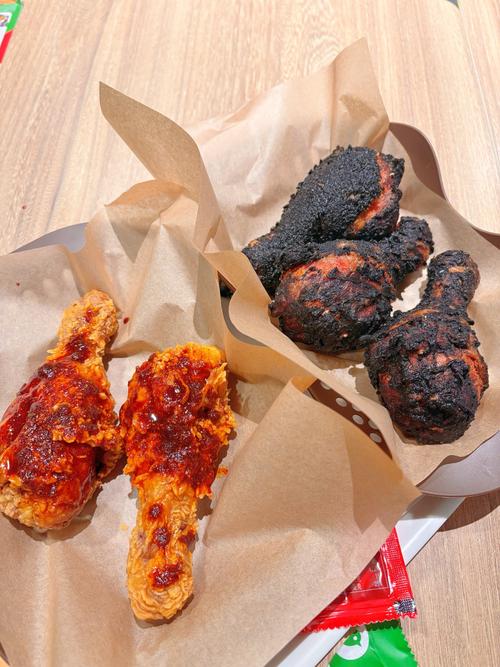 快餐店炸鸡外皮酥脆程度对比图