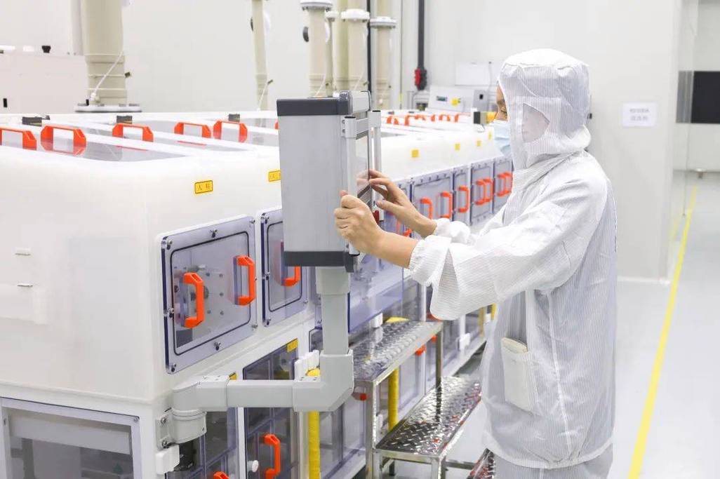 南京江北新区钙钛矿光伏中试线洁净车间实拍