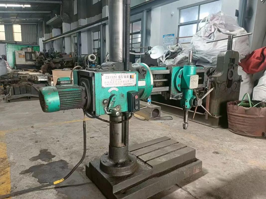 问：手头预算有限，家用或小作坊选什么钻床最划算？