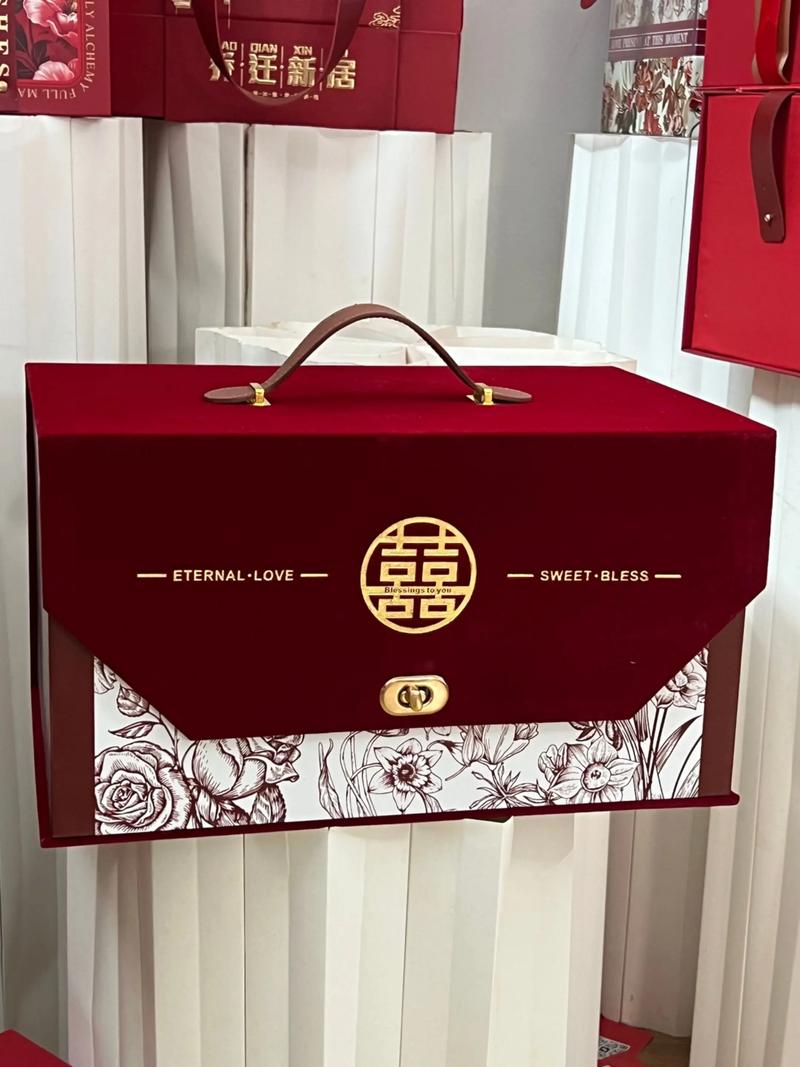 婚礼伴手礼定制烫金logo礼盒细节展示