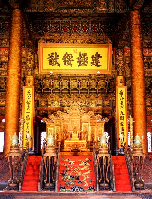 4. 金殿:太和宫是游客的,钟楼是我的