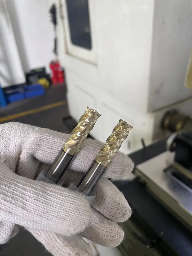 45度螺旋角立铣刀切削铝材排屑效果