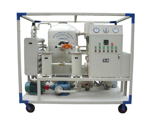 变压器油真空滤油机现场作业图