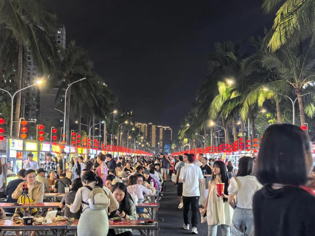 海大南门夜市情侣