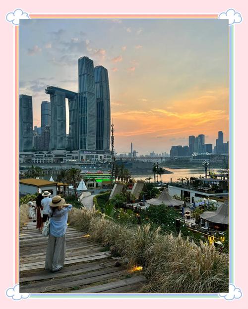南滨路日落江景