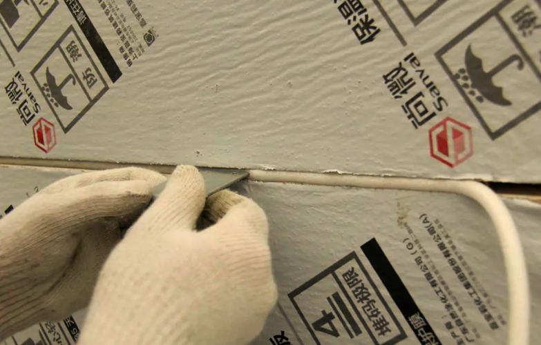 室内保温板拼接填缝施工细节图