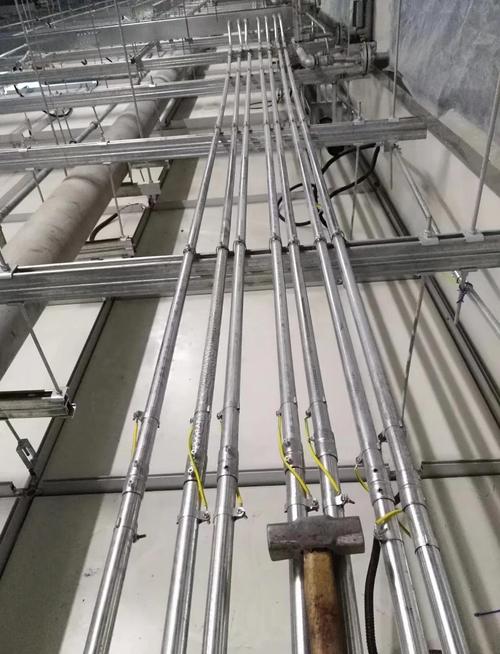 工厂独立接地极施工打入镀锌钢管现场