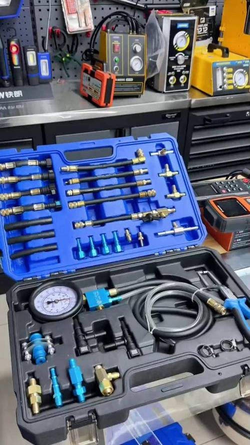 维修厂喷油器油压保压测试工具实拍