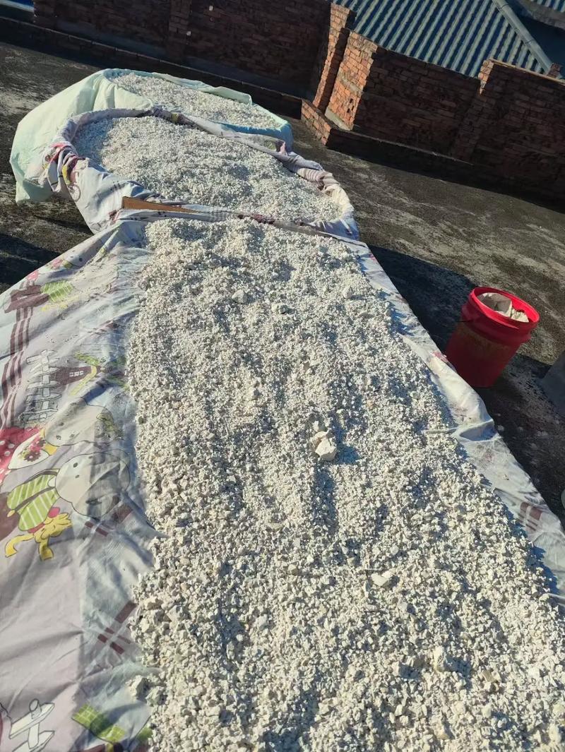 湖北南漳农家竹篾晾晒手工葛粉