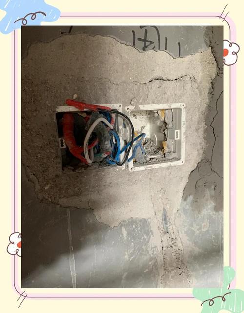 家装装修底盒多线挤塞实景图