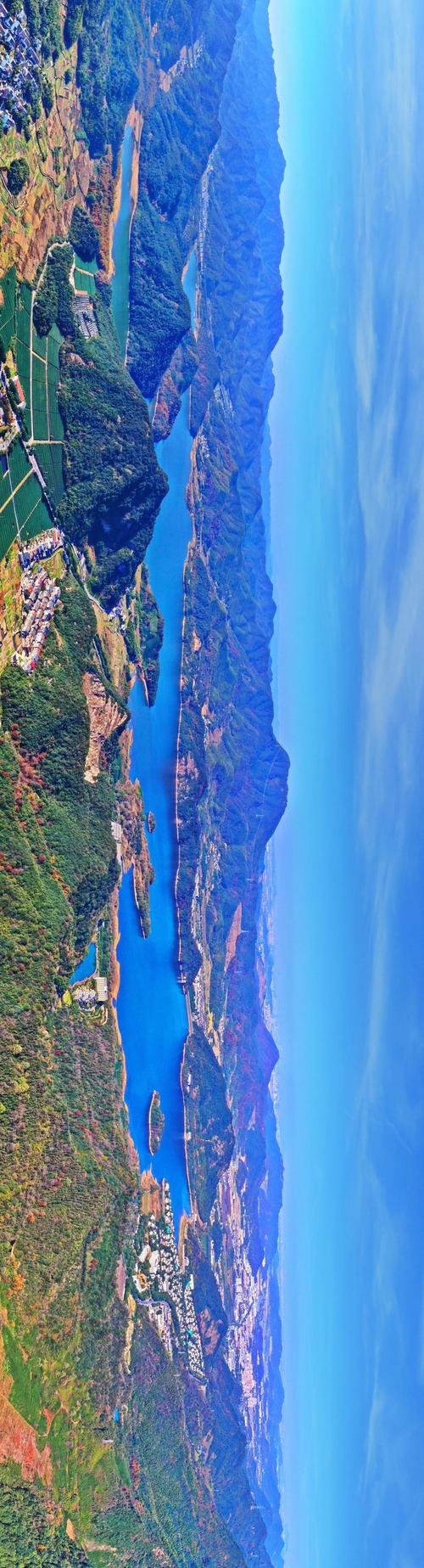 南漳荆山五大连池高山碧池全景
