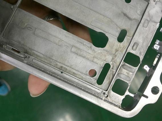 压铸成型铝合金手机中框成品