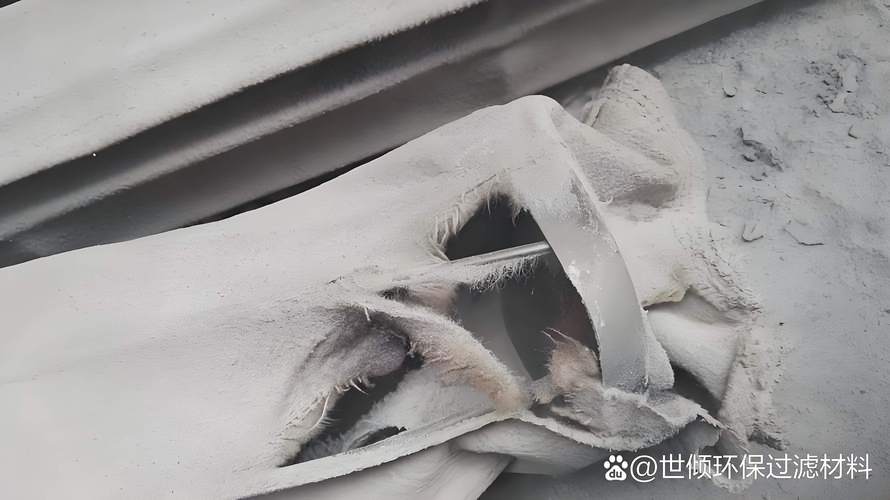 高温滤袋在化工烟气工况下的腐蚀破损案例