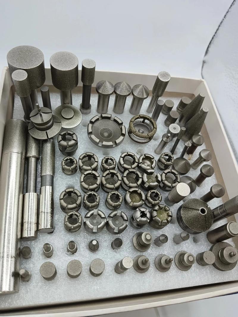 超声波加工陶瓷微孔样品实拍 金刚石工具头