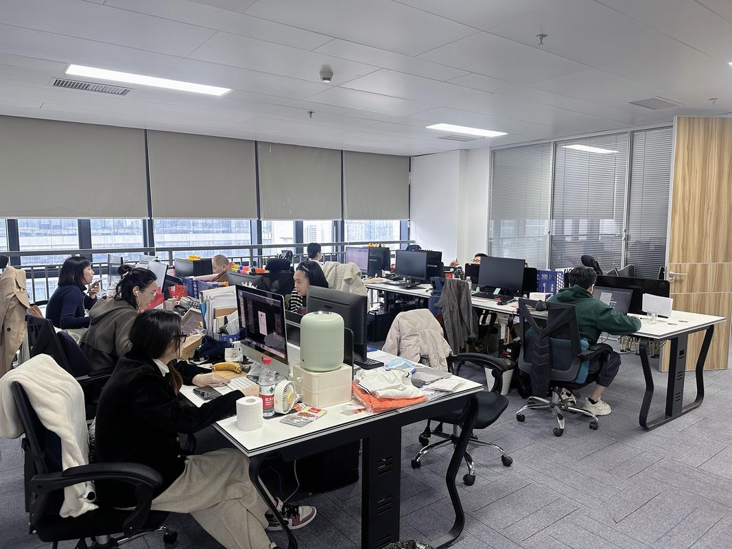 互联网企业法务岗日常办公场景