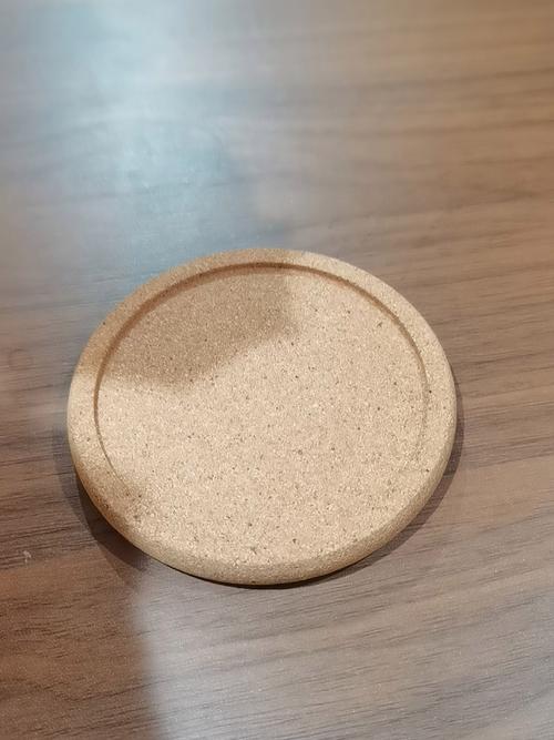 不同材质杯垫对比 硅胶 毛毡 木质 陶瓷