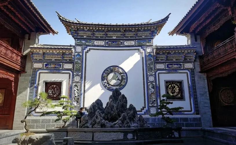 三、滇池边的白族院落:“海晏”居